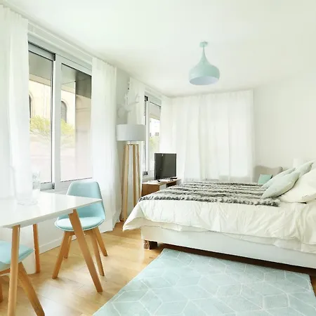 Eiffel Tower By Prestige Διαμέρισμα