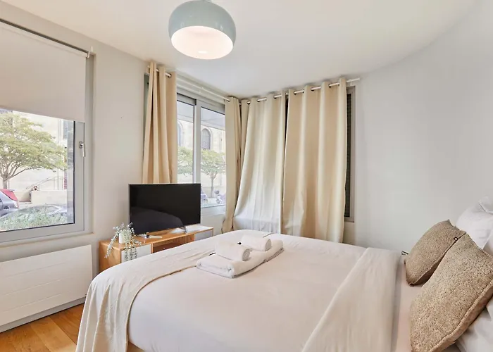 Eiffel Tower By Prestige *