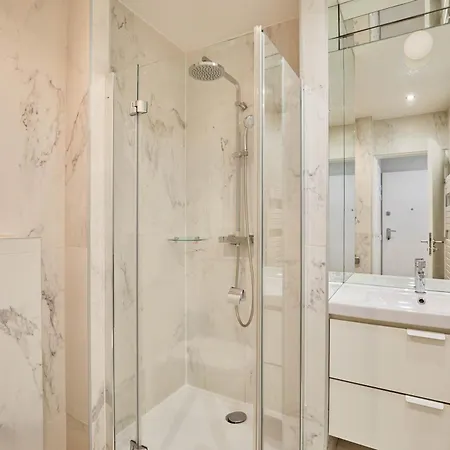 Eiffel Tower By Prestige *