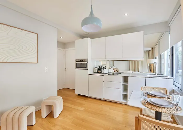 Eiffel Tower By Prestige Apartament *